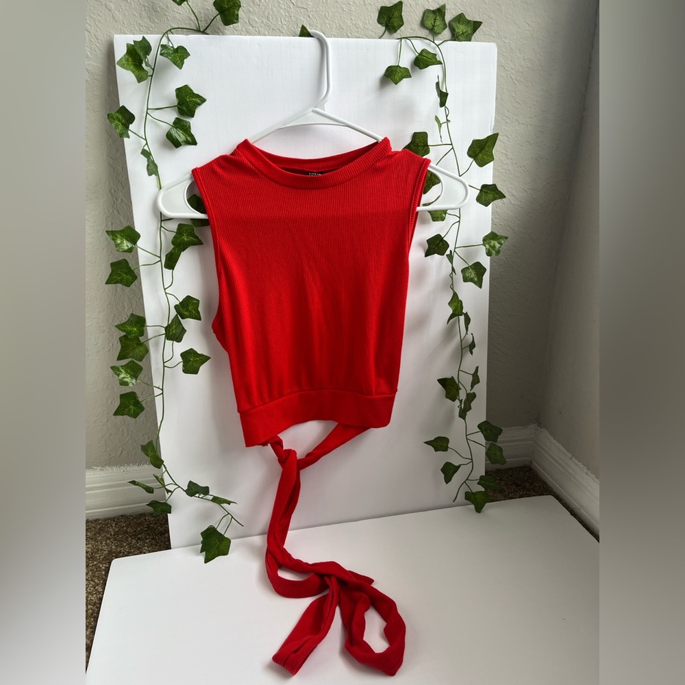 red crop top